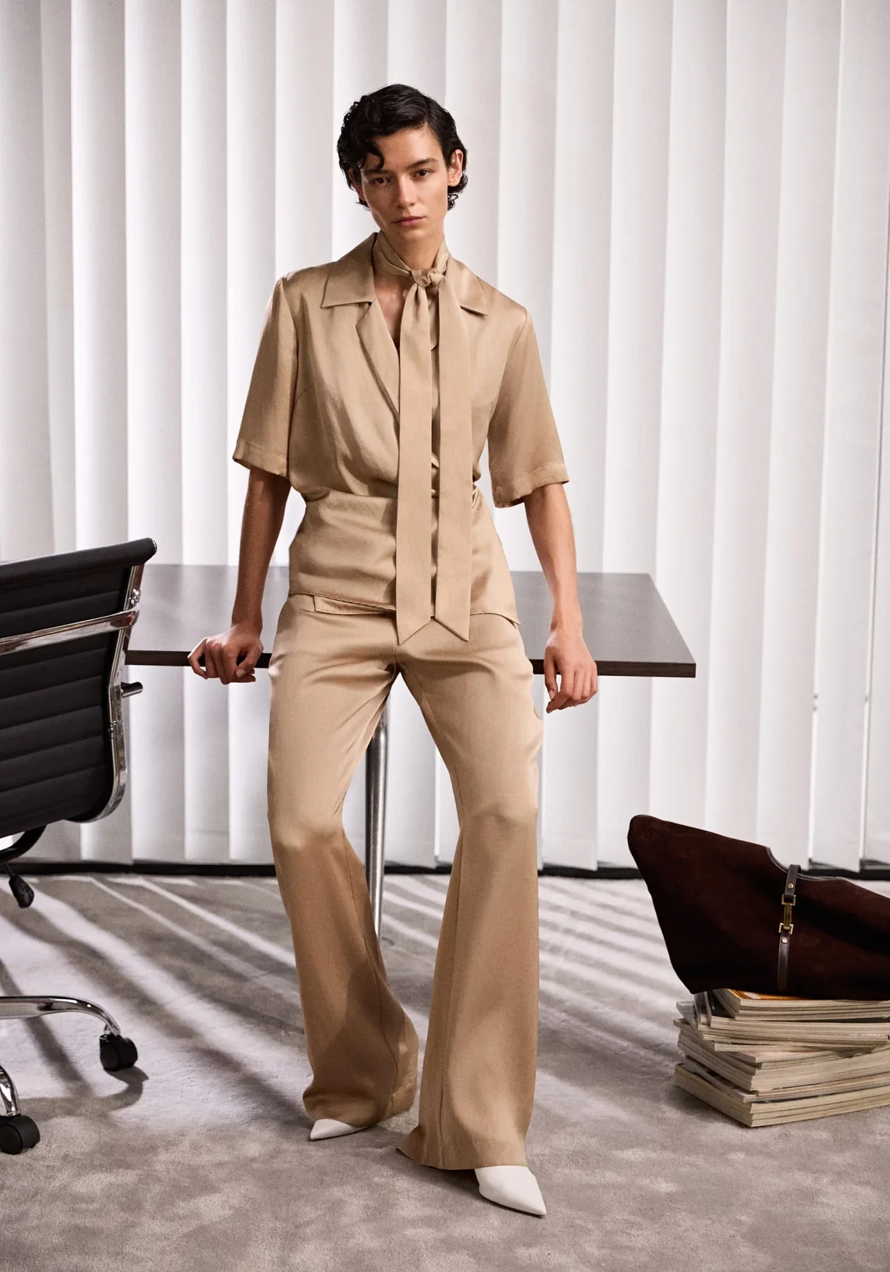Broadway Shirt in Hazelnut - Image 6