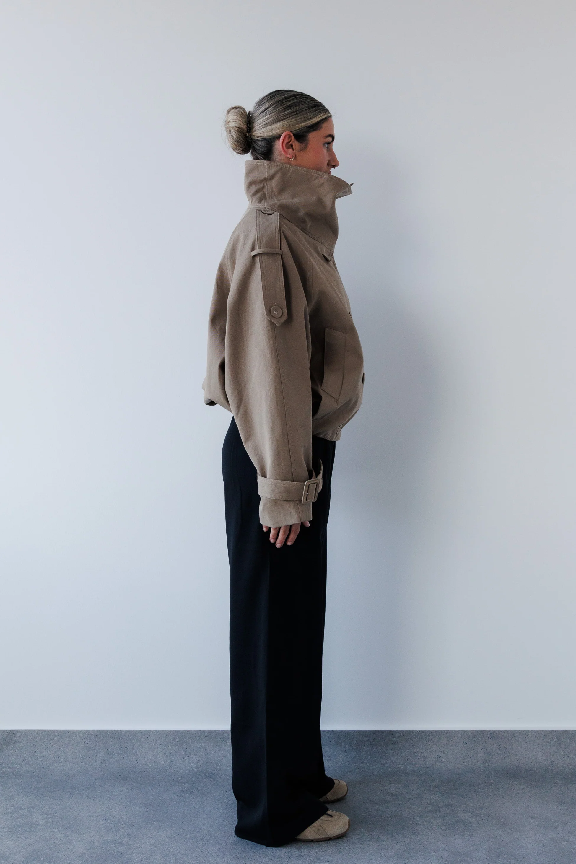 Hugo Trench in Camel - Image 4