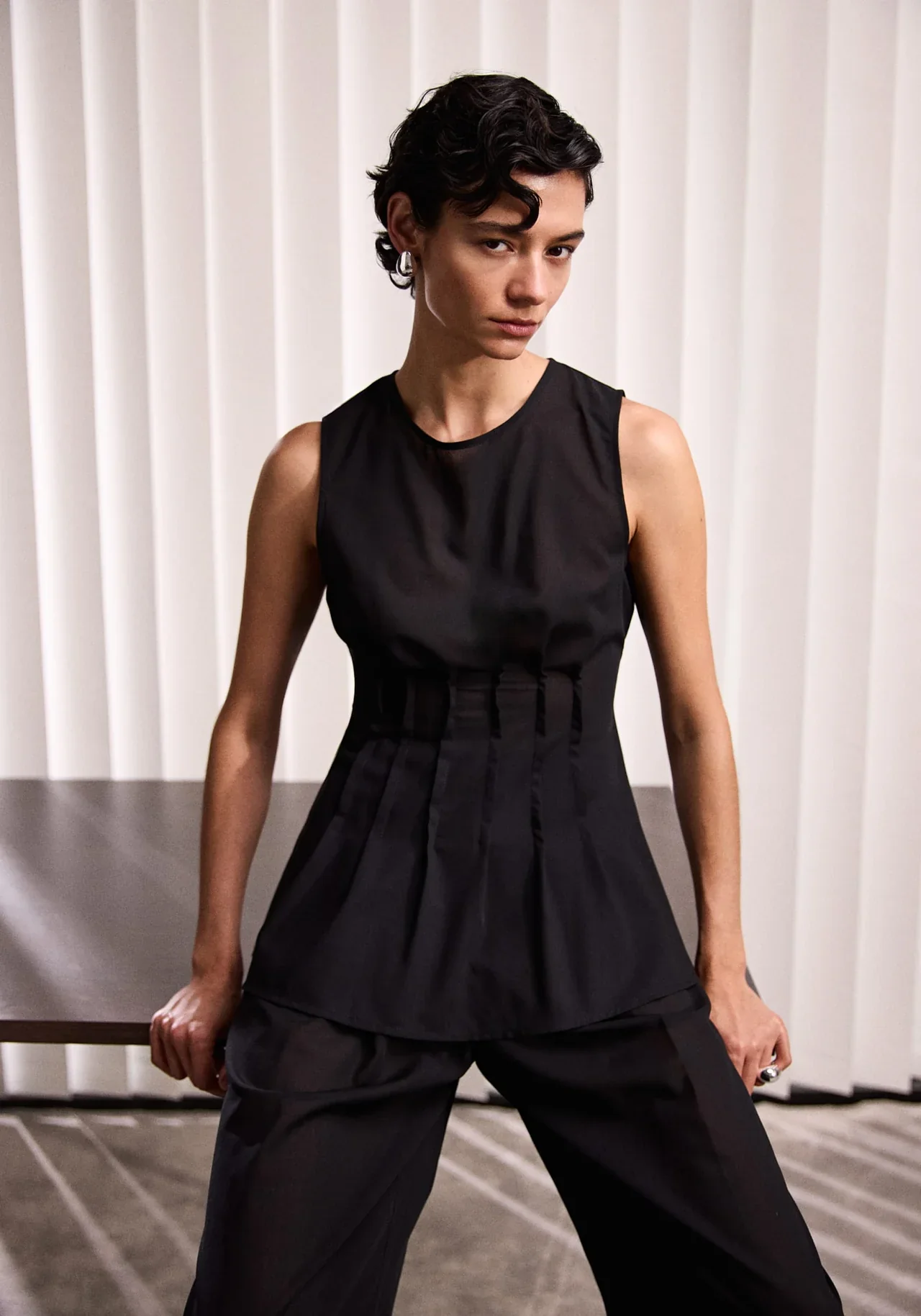 Laureate Top in Black - Image 4
