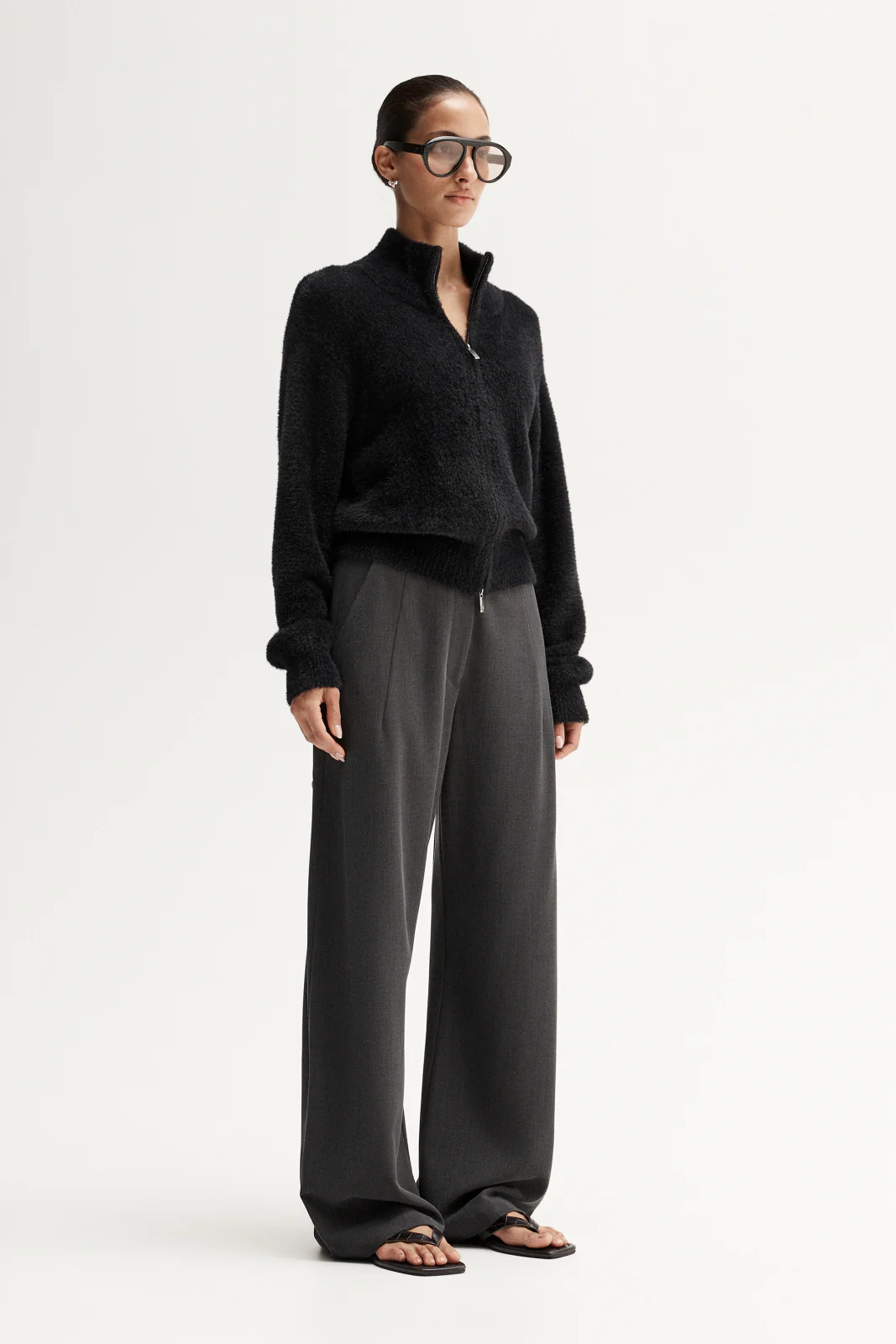 Leon Knit Cardigan in Black - Image 2