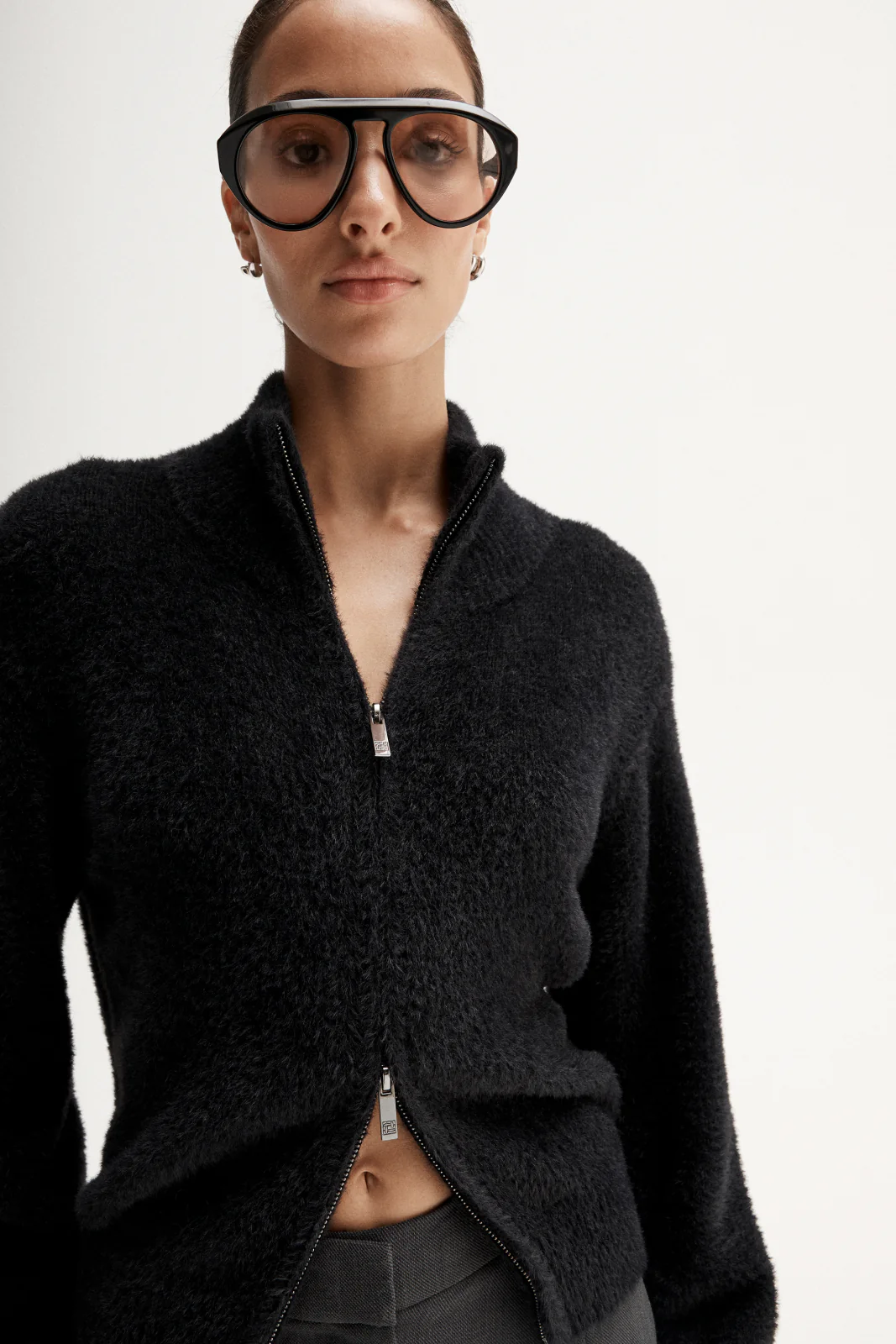 Leon Knit Cardigan in Black - Image 3