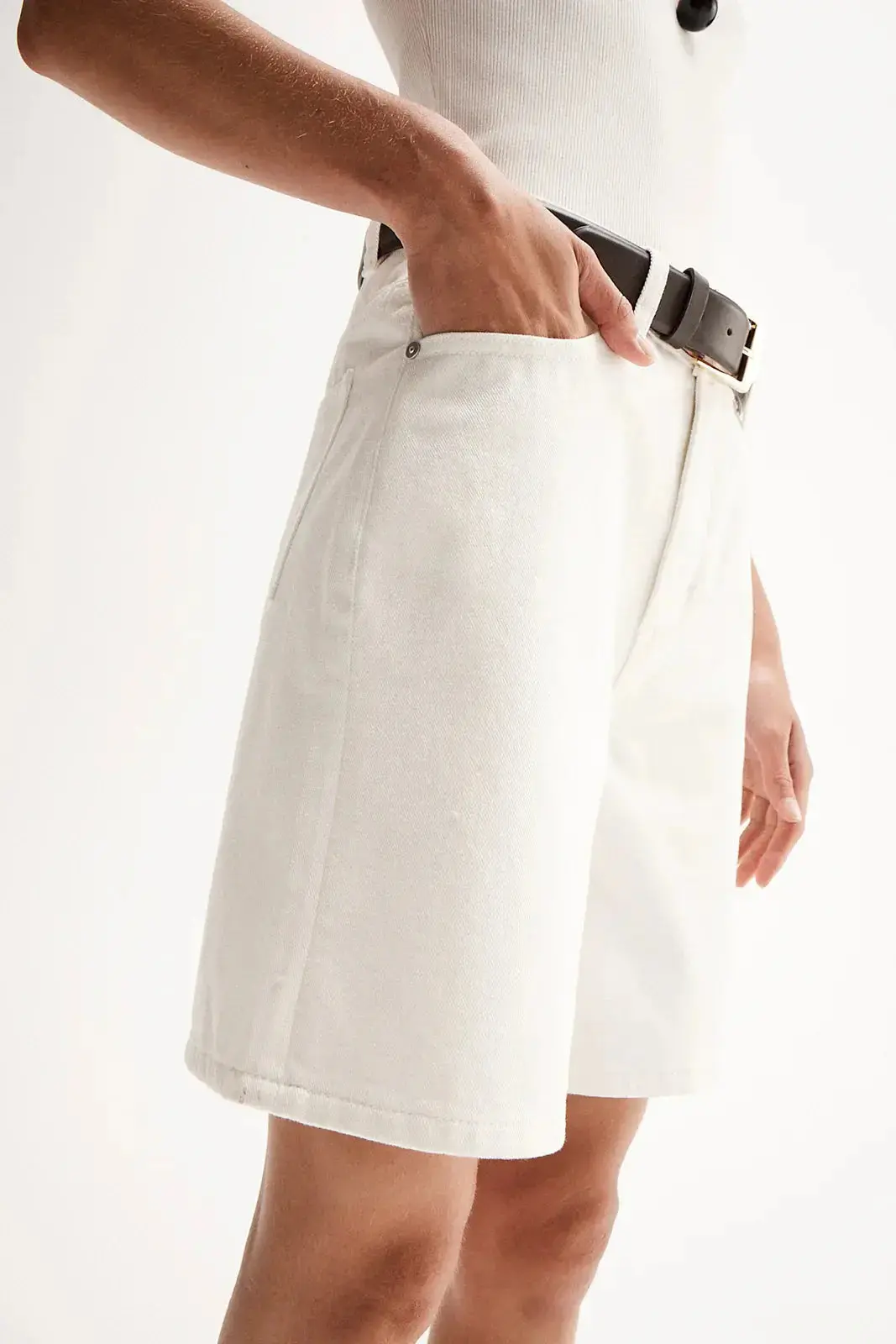 Odin Short in Ivory - Image 5
