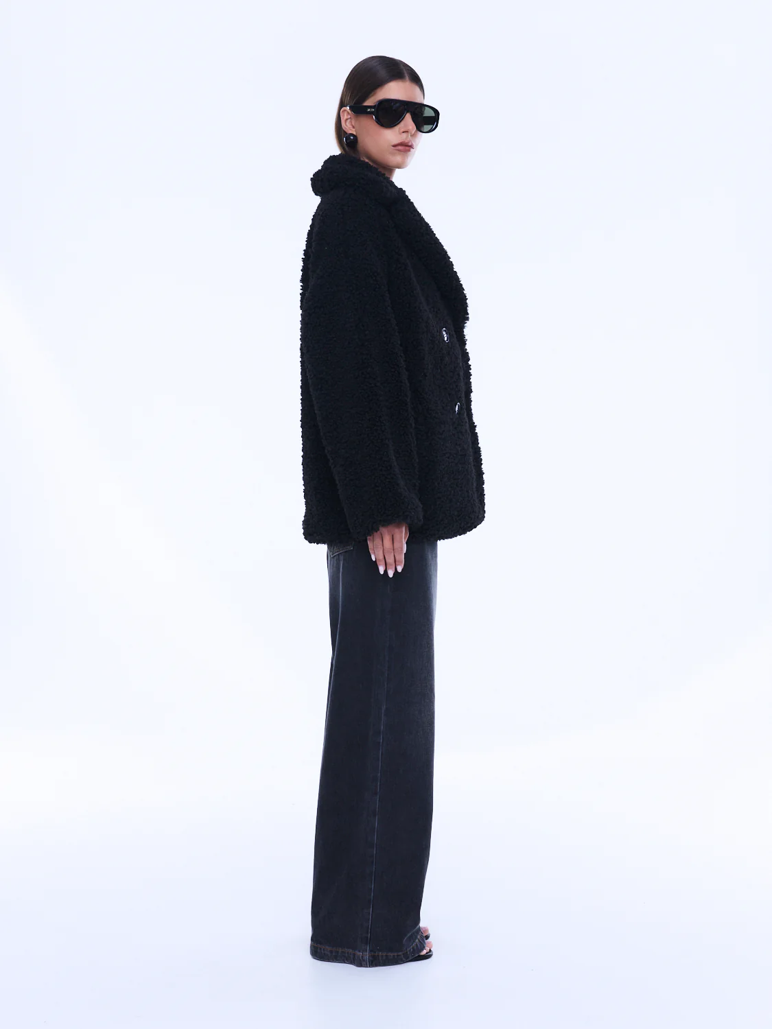 Quinn Faux Fur Robe in Black - Image 3