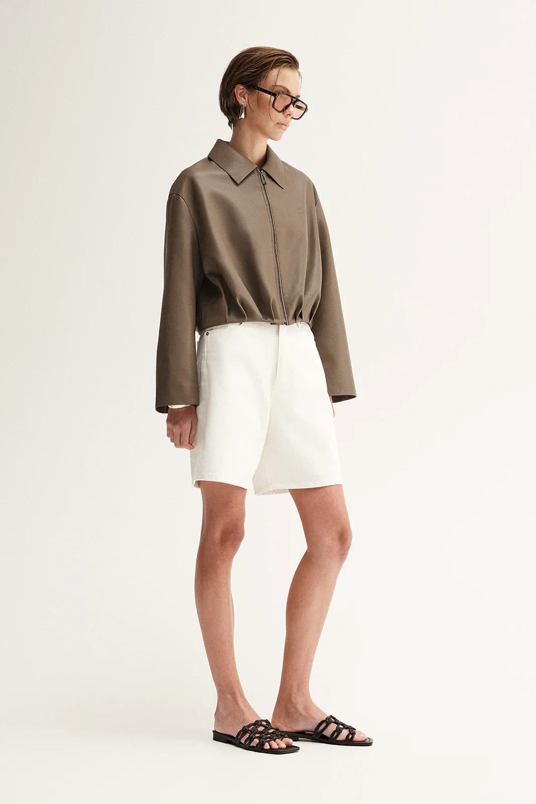 Rae Jacket in Taupe - Image 4