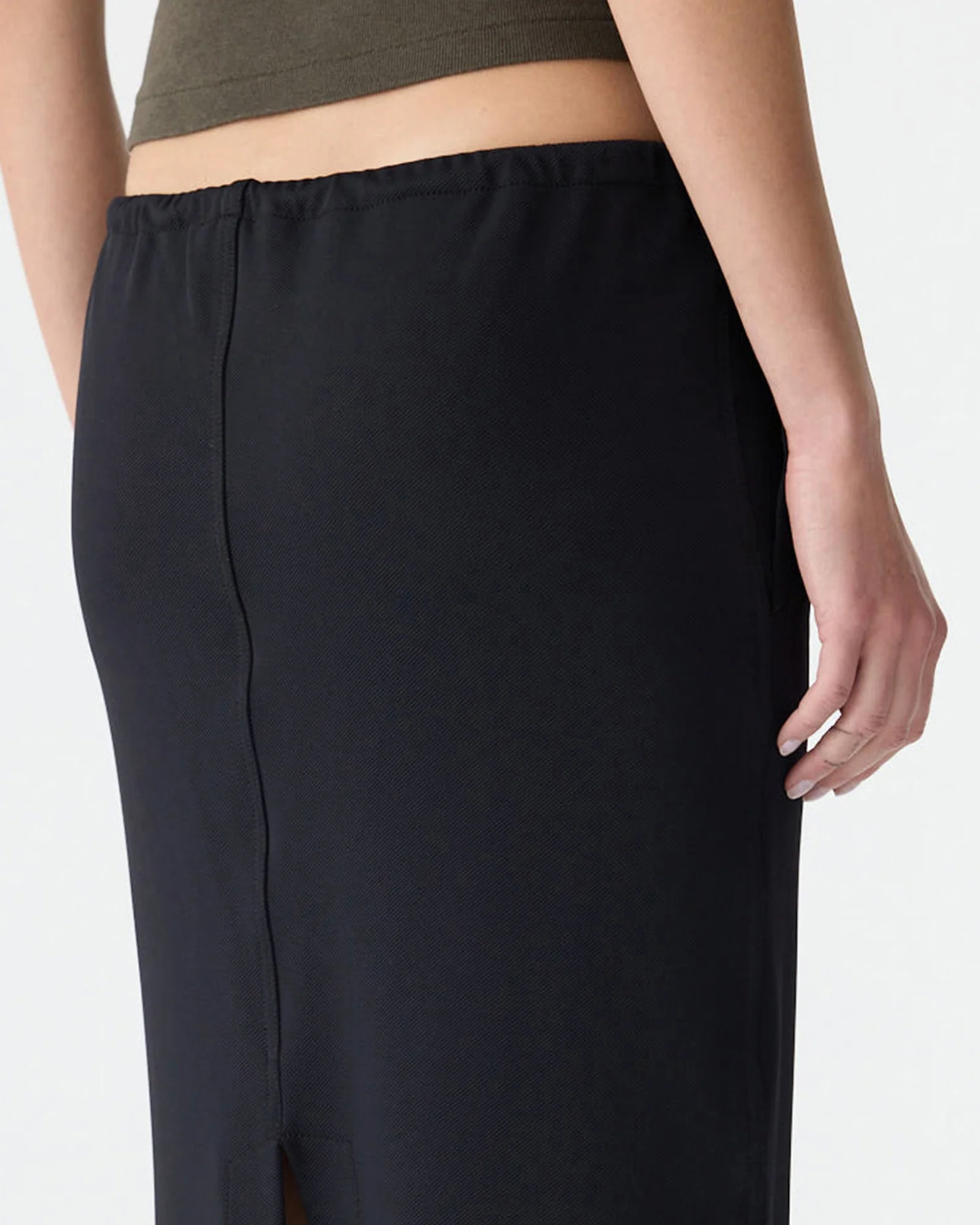 Stretch Twill Minimal Skirt in Black - Image 4