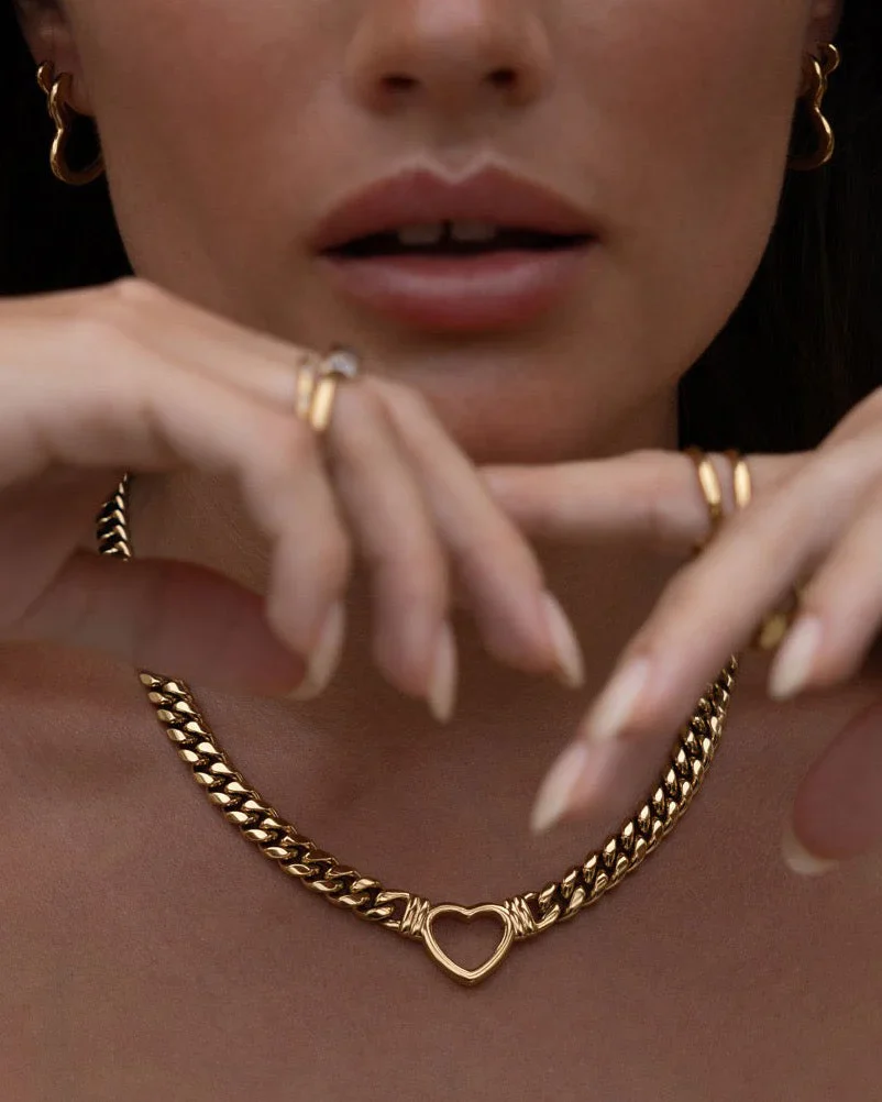 Valentine Necklace in Gold - Image 2
